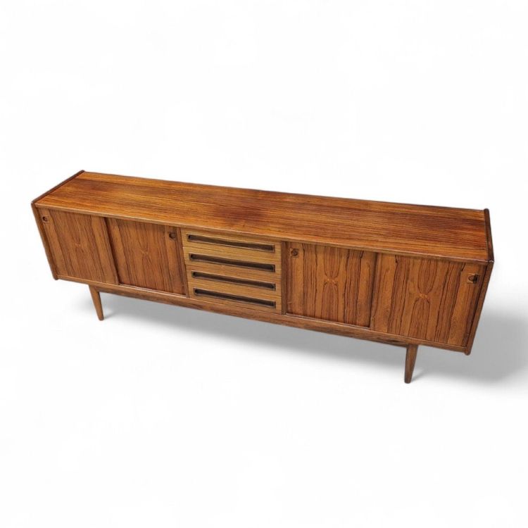 Credenza vintage in palissandro scandinavo, Johannes Andersen