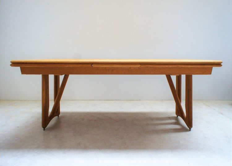 Table à l'Italienne En Chêne Doré,  Guillerme Et Chambron