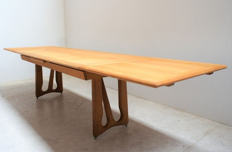 Table à l'Italienne En Chêne Doré,  Guillerme Et Chambron