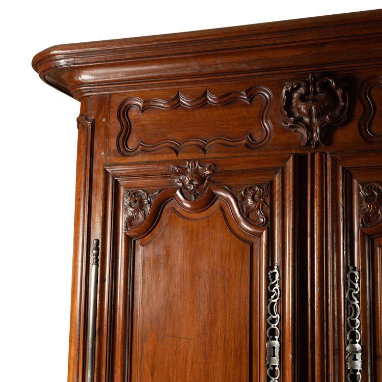 Credenza Regency in noce, XVIII secolo