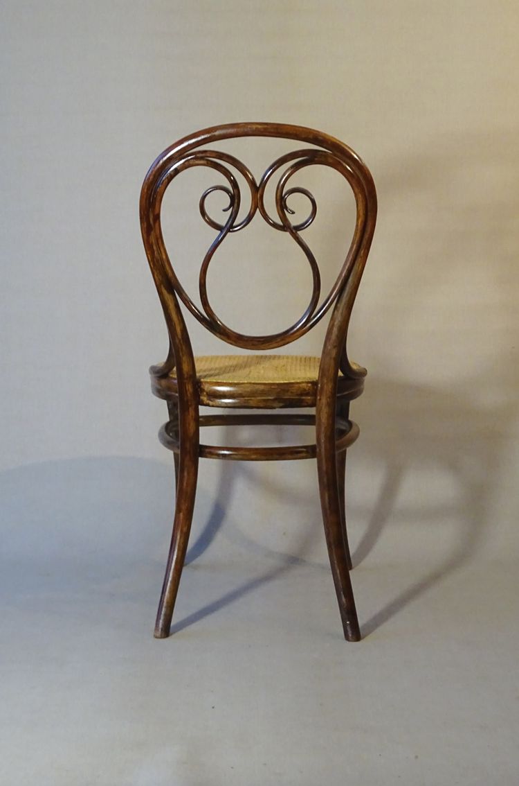Chause Thonet N°13 bentwood, vers 1875 ,cannée, état original.