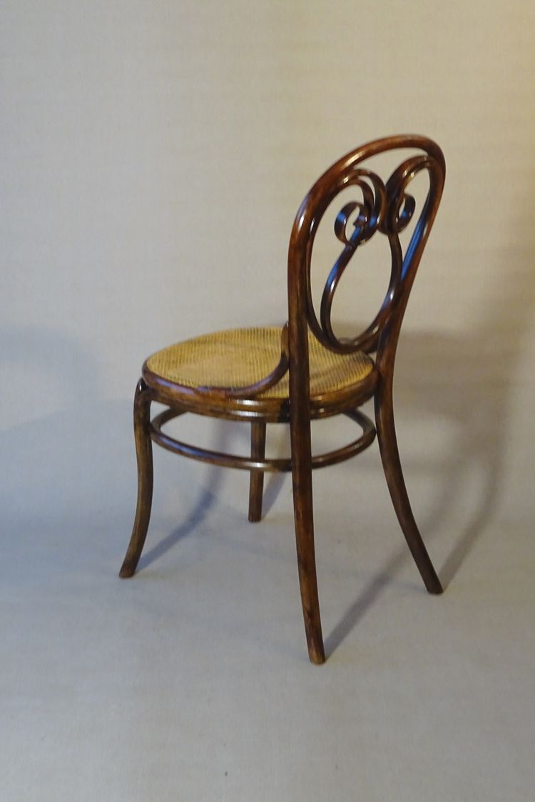 Chause Thonet N°13 bentwood, vers 1875 ,cannée, état original.