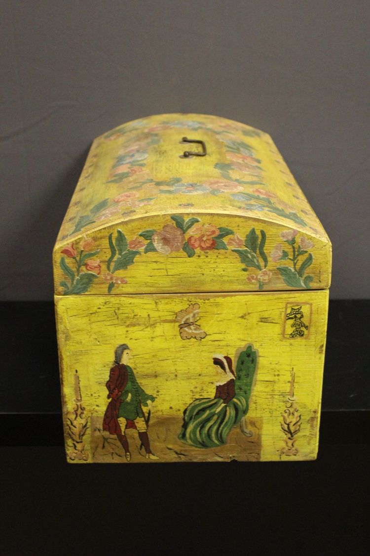 Coffret De Mariage En Bois Peint Vers 1900