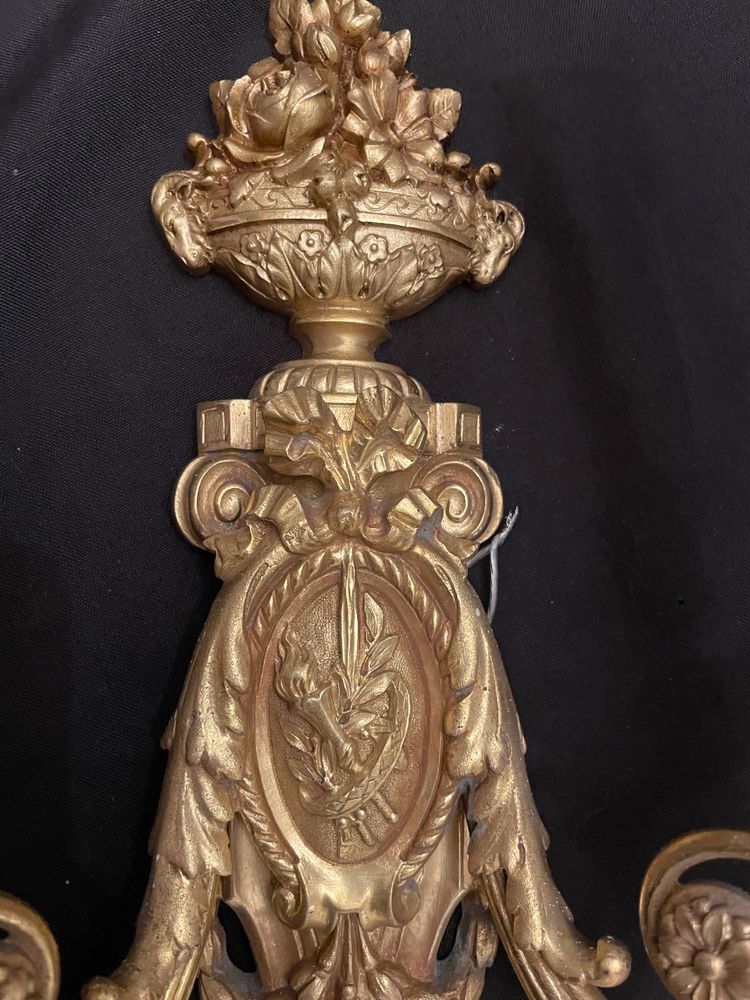 Paire d’appliques en bronze 