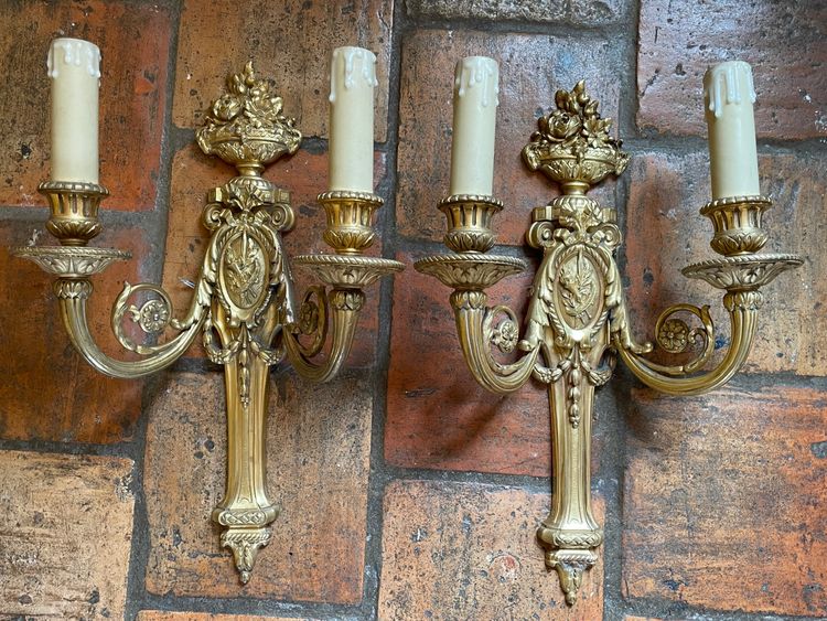 Paire d’appliques en bronze 