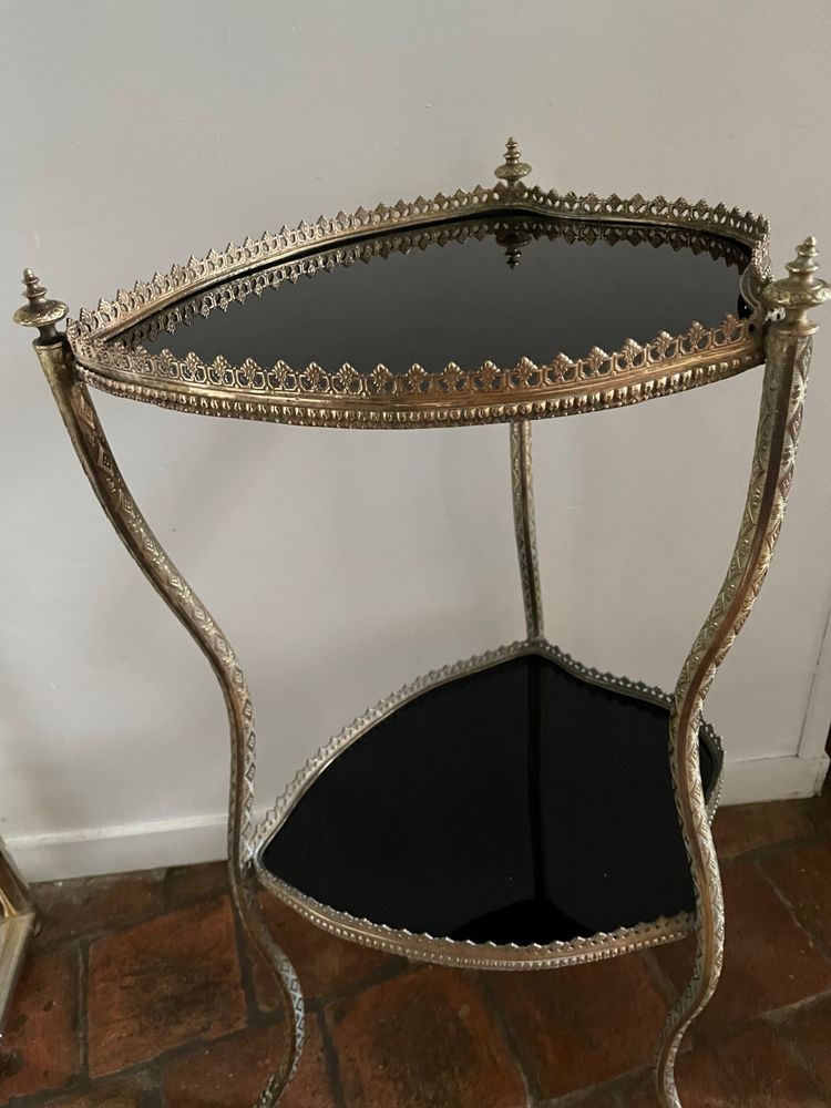 Napoleon III Pedestal table
