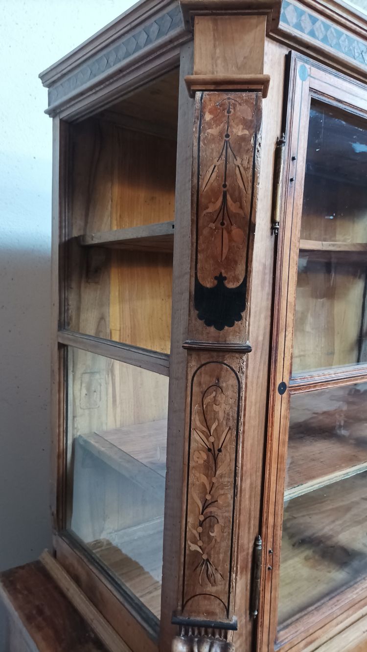 Credenza d'epoca Biedermeier in legno pregiato intarsiato ed ebano