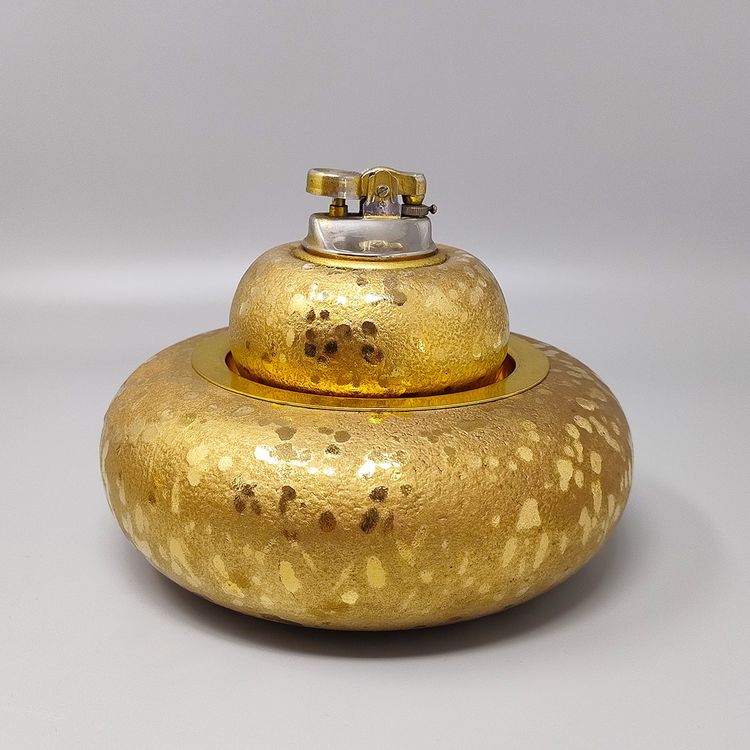 1970s Exquisited Handcrafted Smoking Set in Ceramic and Gold Leaf. Made in italy