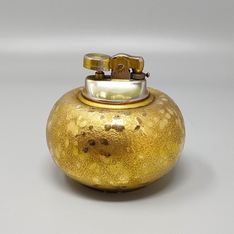 1970s Exquisited Handcrafted Smoking Set in Ceramic and Gold Leaf. Made in italy