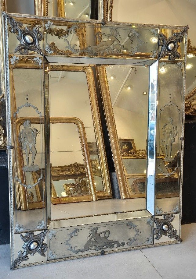 Venice Mirror