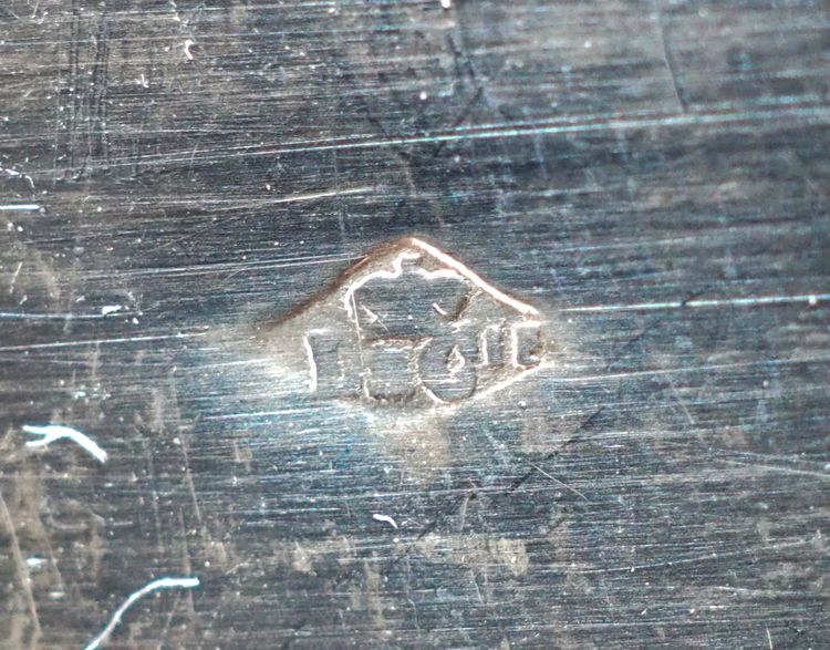 Set di 12 coltelli da frutta in argento massiccio, manici in ebano, marchio Minerve