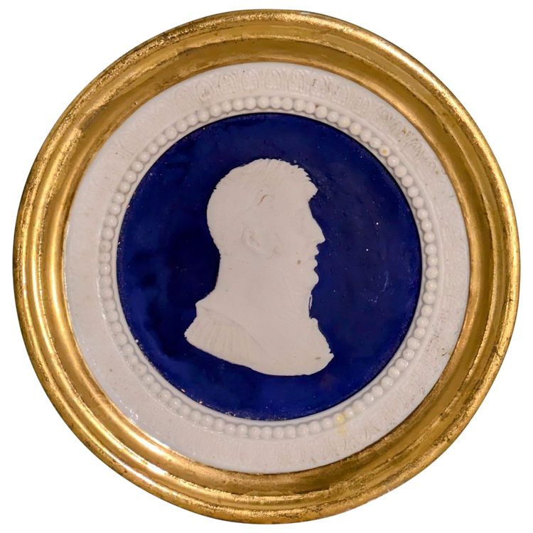 Paris or Sèvres, medallion portrait of Charles X - painted and gilded porcelain