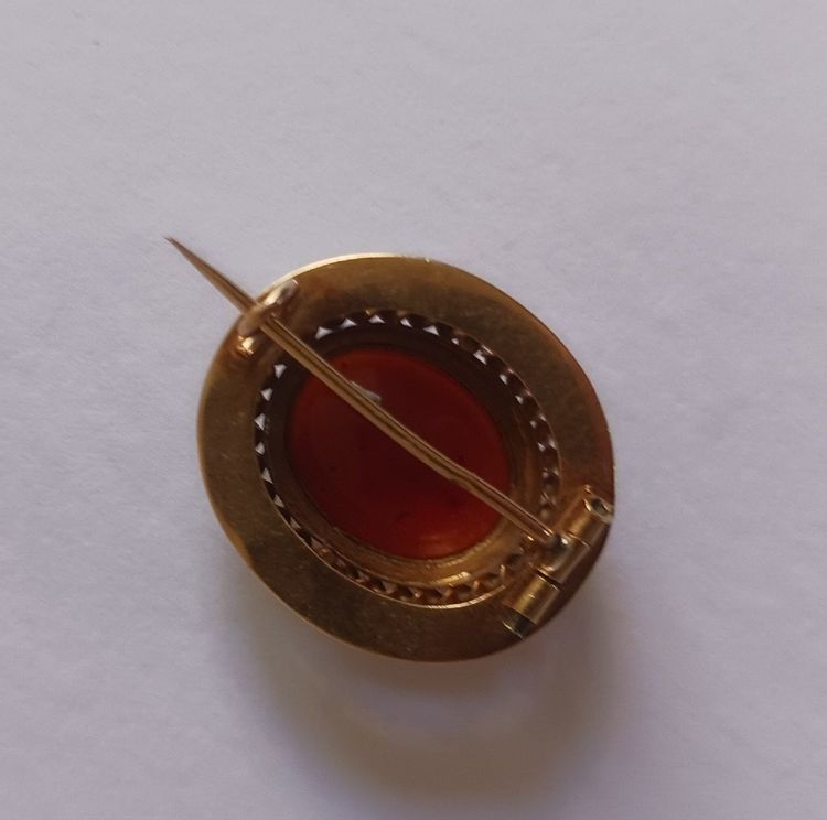 Ancient Rome, circa 1st century - carnelian intaglio - 19th c. gold brooch setting