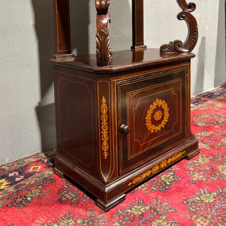 Armoire Smith napolitaine antique