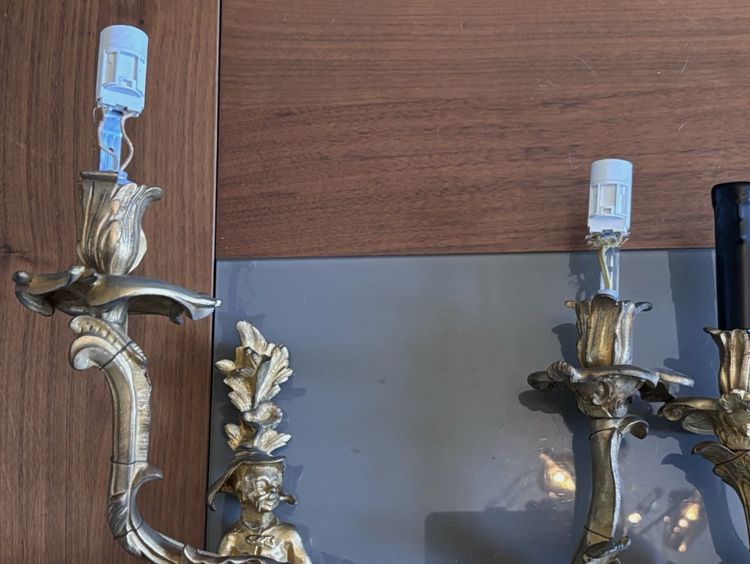 Grandes appliques XIXème aux Chinois en bronze doré & Ciselé. Hauteur 48cm
