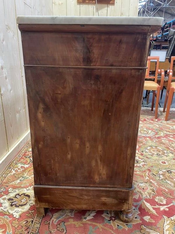 Commode époque Restaurarion en noyer et marbre blanc 