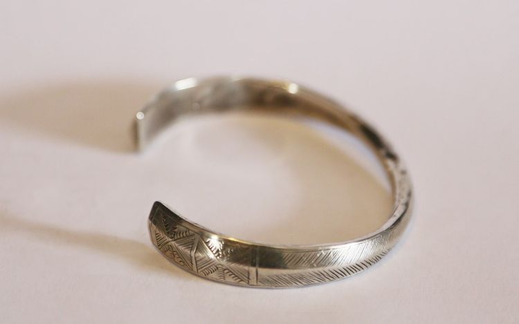 Bracciale in argento massiccio, Birmania