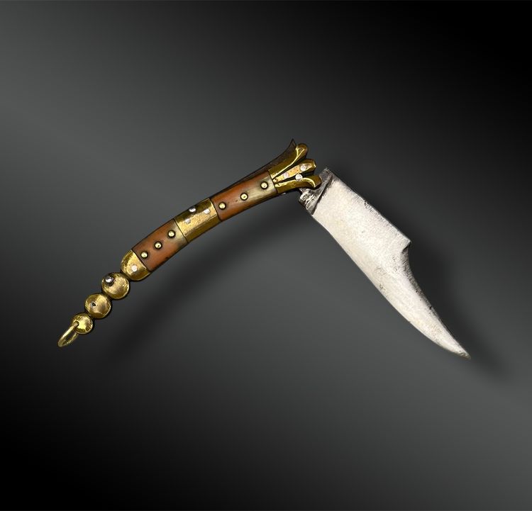 FOLDING KNIFE called Navaja - Spain - XIXth century