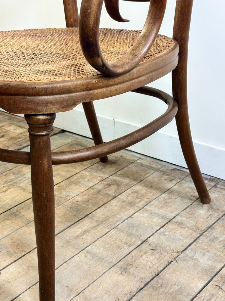 Thonet armchair no. 12 from 1861