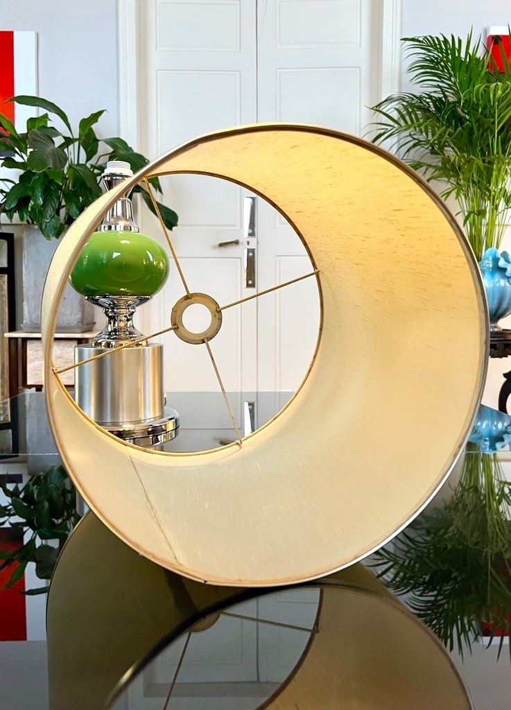 Lampada vintage in metallo stile spaziale con paralume in tessuto
