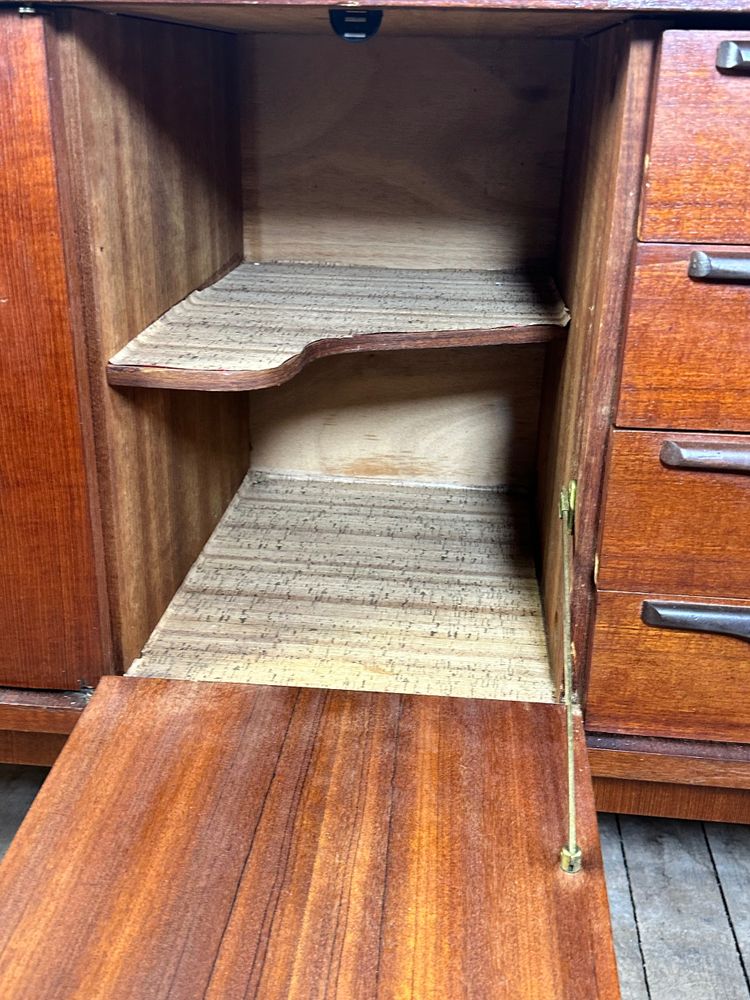 Vintage Teakholz-Schrank von Jentique furniture 1960