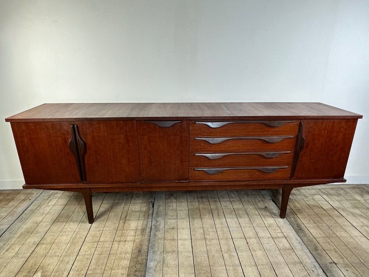 Vintage Teakholz-Schrank von Jentique furniture 1960