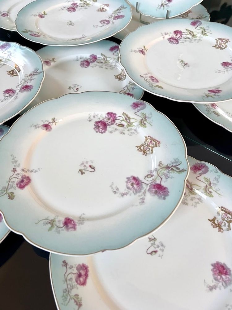 Fine Porcelain Dinner Plate Set - Monogrammed Carnation Flower Decor