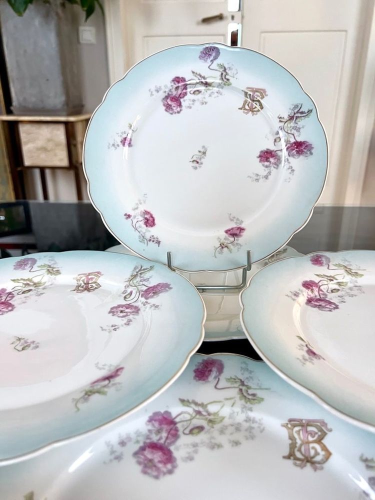 Fine Porcelain Dinner Plate Set - Monogrammed Carnation Flower Decor
