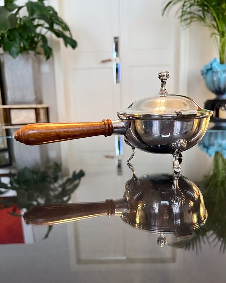 Saucière En Métal Argenté Avec Poignée