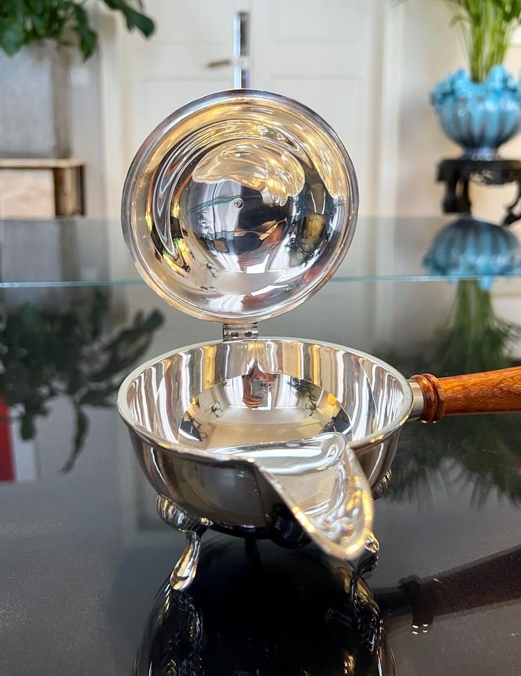 Saucière En Métal Argenté Avec Poignée