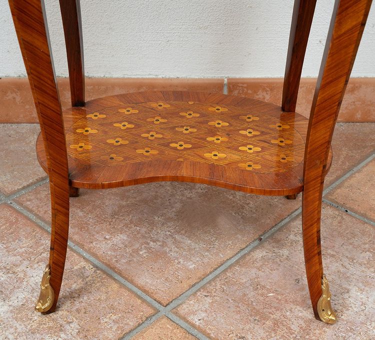 Paire de chevets anciens de forme ovoïde, France, XIXe siècle.