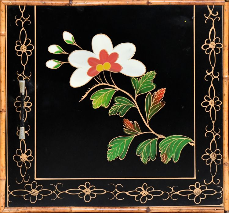Japanese sideboard in bamboo and black lacquer enhanced with polychrome flowers