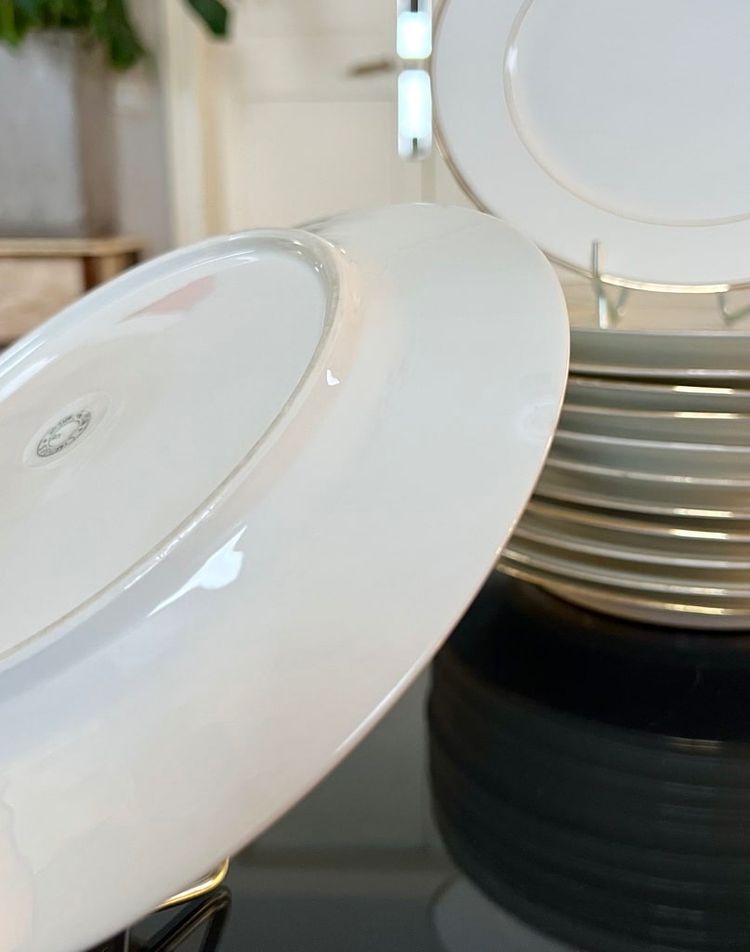 Servizio di piatti da dessert - Porcelaine De Limoges Bourganeuf - Filetti in oro fino