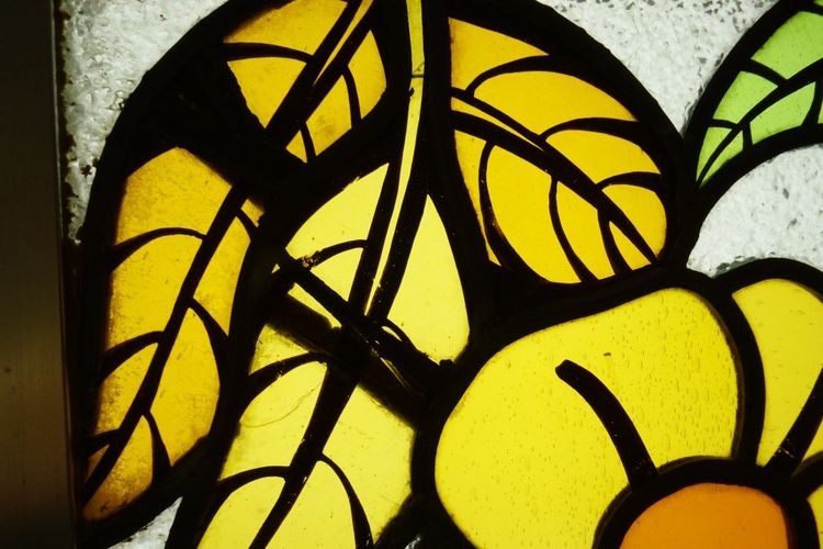 Vitrail - Stained glass - Cascade De Fleurs