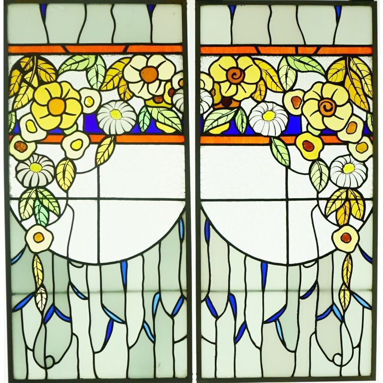 Vitrail - Stained glass - Cascade De Fleurs