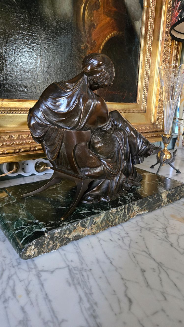 Giovane donna in una posa assonnata in stile antico, A.J Peiffer.  