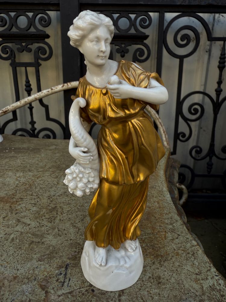 Set of 6 porcelain figures CAPODIMONTE, Naples, Italy