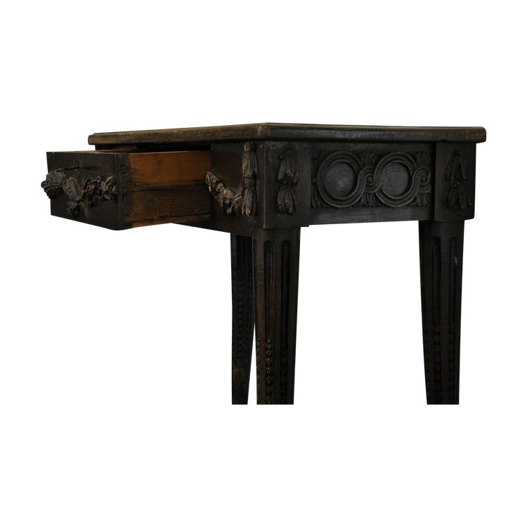 Console Louis XVI provençale .  Noyer  sculpté, Fin XVIIIe Siècle