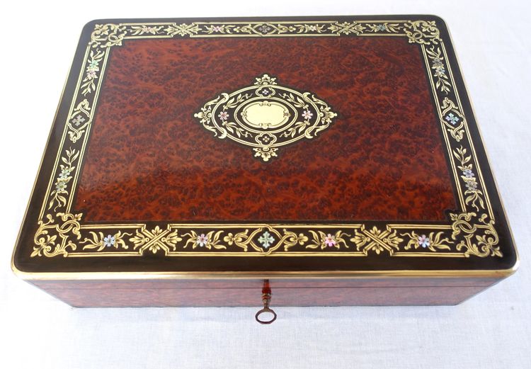 Marquetry music box games box with tokens, Napoleon III period