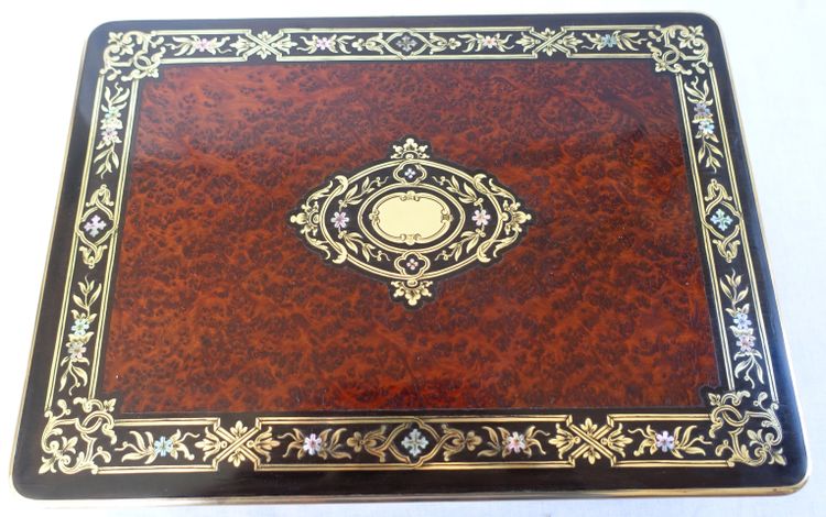 Marquetry music box games box with tokens, Napoleon III period