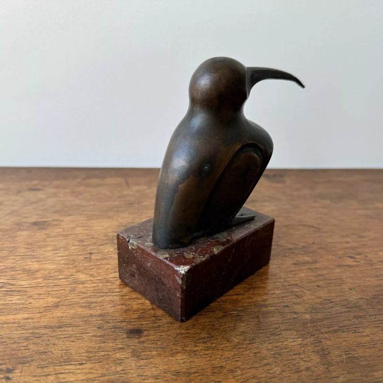 Sculpture representing a hummingbird by Edouard-Marcel Sandoz