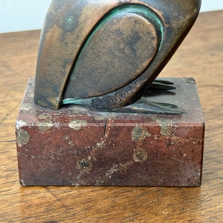 Sculpture representing a hummingbird by Edouard-Marcel Sandoz