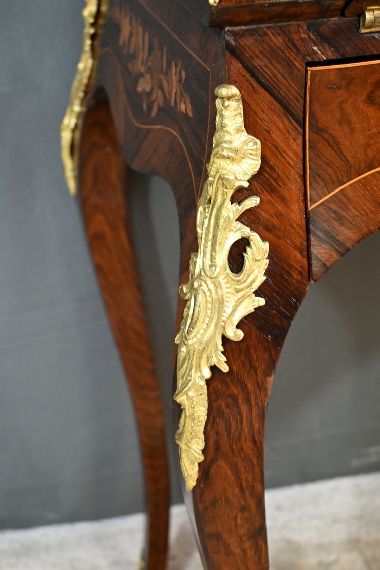 Bureau de Dame en Palissandre, style Louis XV – 2ème Partie XIXe