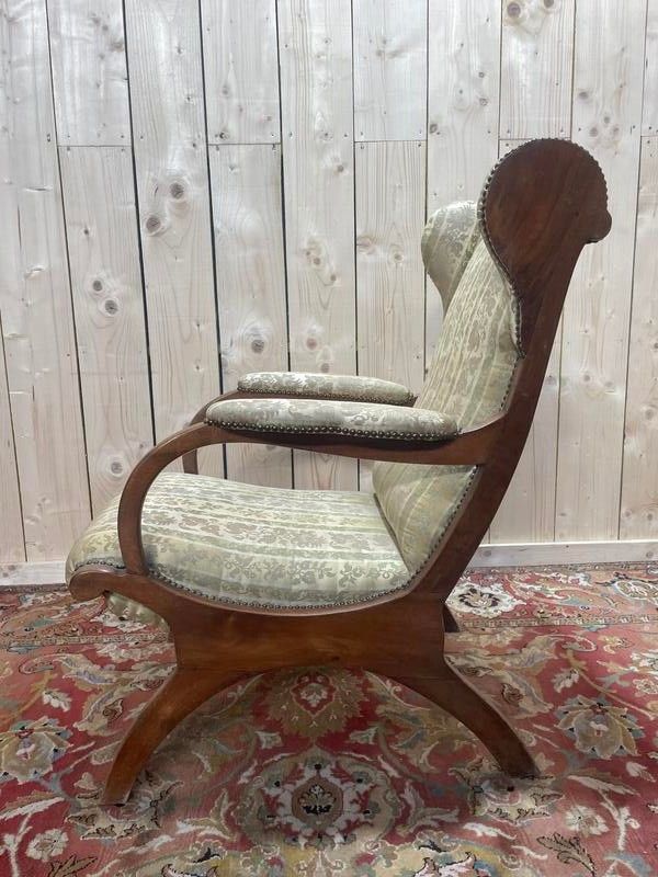 Fauteuil anglais en acajou à oreilles 