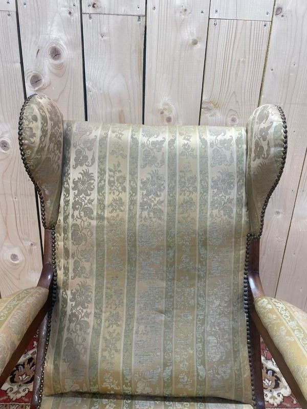 Fauteuil anglais en acajou à oreilles 