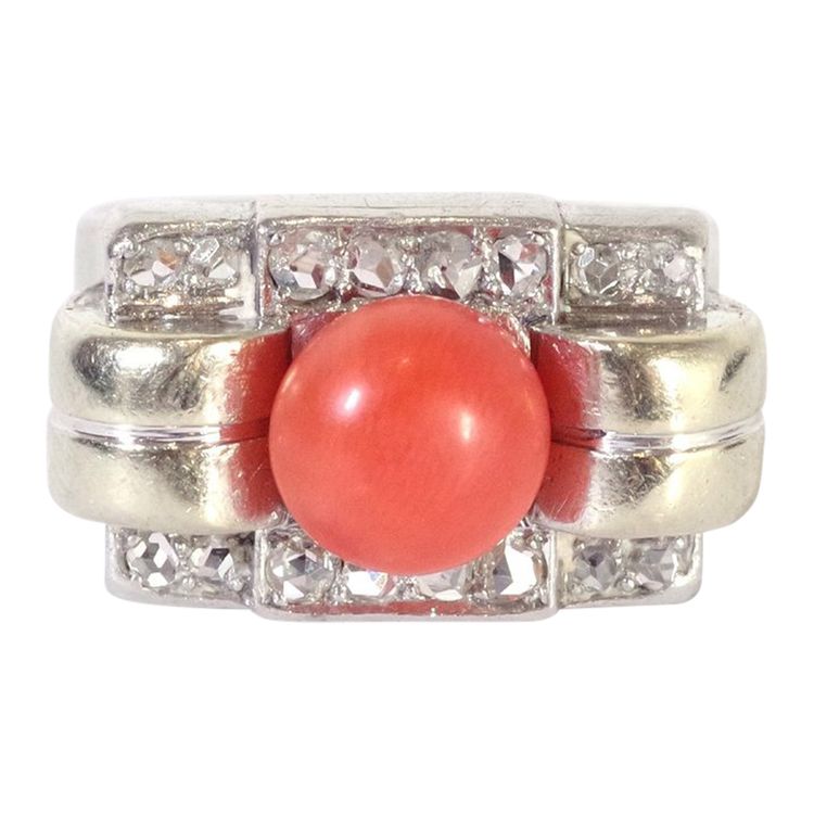 Anello Tank con diamanti corallo in oro 18k e platino, anello Tank, cabochon di corallo, diamanti taglio rosa