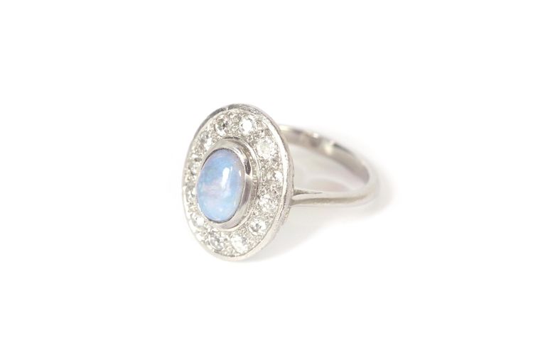 Bague Art Deco opale diamants en platine, bague de fiançailles, mariage, opale arlequin, cabochon