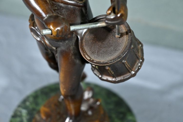 Putto in bronzo con tamburello, firmato A.Moreau – fine XIX secolo