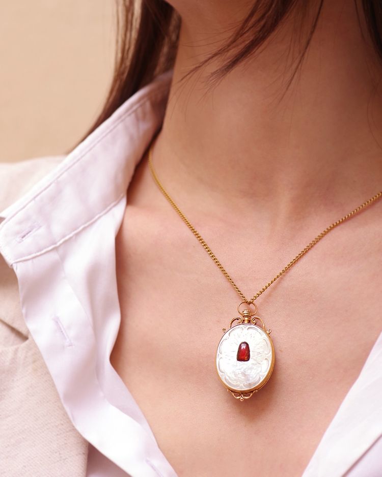 Ciondolo reliquiario apribile in oro rosa 18k, ciondolo medaglione religioso, ritratto in miniatura