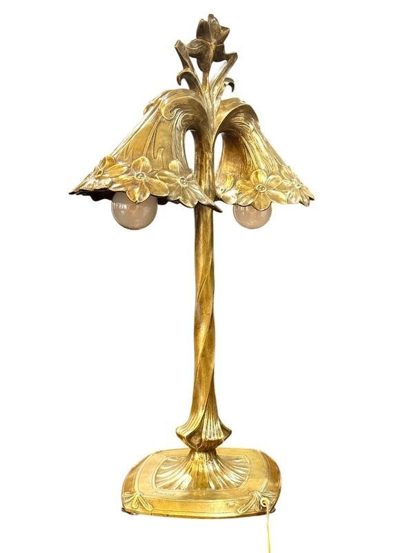Jules Playing Art Nouveau Double Lamp